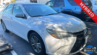 Used 2015 Toyota Camry SE image 1