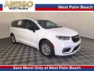 New 2025 Chrysler Pacifica Select w/ Uconnect Theater Family Group image 1