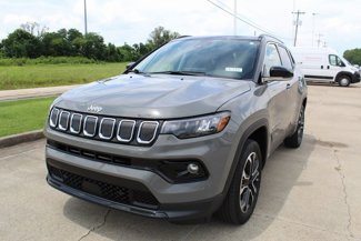 Used 2022 Jeep Compass Limited w/ Sun and Sound Group image 1