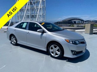 Used 2012 Toyota Camry SE image 1