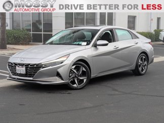 Used 2022 Hyundai Elantra Limited image 1