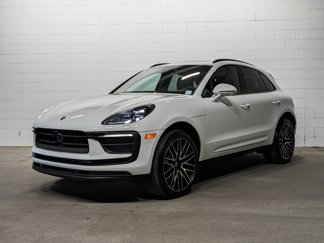Certified 2025 Porsche Macan image 1