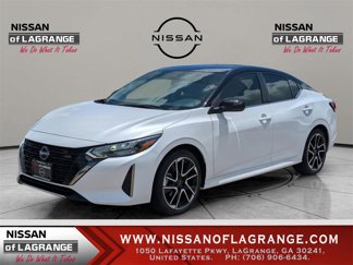 Used 2025 Nissan Sentra SR image 1