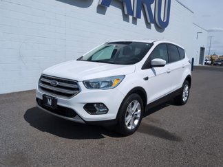 Used 2017 Ford Escape SE image 1