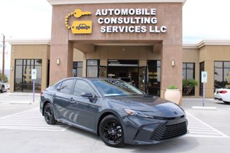 Used 2025 Toyota Camry LE image 1