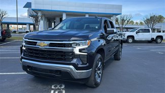 Used 2022 Chevrolet Silverado 1500 LT image 1