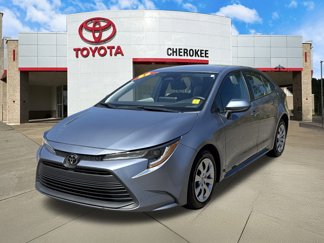 Used 2023 Toyota Corolla LE image 1