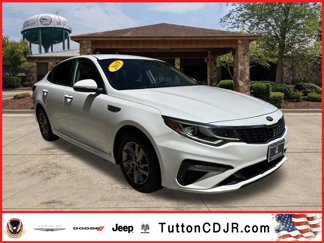 Used 2019 Kia Optima LX image 1