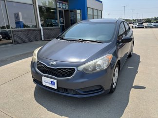 Used 2016 Kia Forte LX image 1