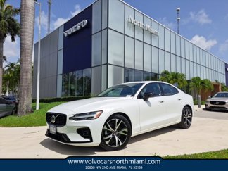 Used 2024 Volvo S60 B5 Core image 1