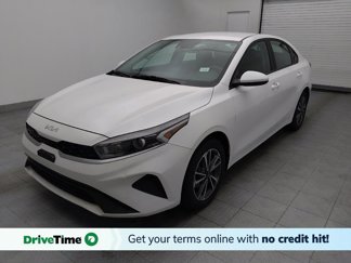 Used 2023 Kia Forte LXS image 1