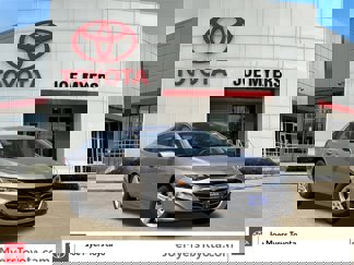 Used 2024 Chevrolet Malibu LT image 1