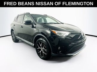 Used 2016 Toyota RAV4 SE image 1