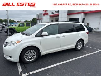 Used 2017 Toyota Sienna XLE Premium image 1