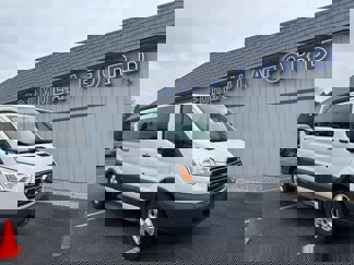 Used 2017 Ford Transit 350 XLT image 1