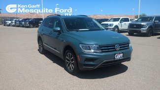 Used 2020 Volkswagen Tiguan SE w/ Panoramic Sunroof Package image 1