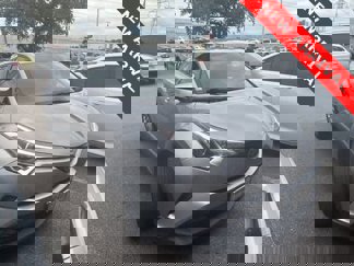 Used 2019 Toyota C-HR LE image 1