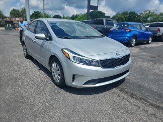 Used 2018 Kia Forte LX image 1