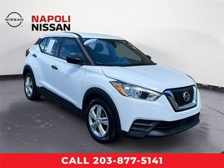 Certified 2020 Nissan Kicks S image 1