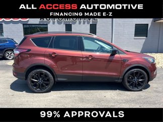 Used 2018 Ford Escape SE w/ SE Sport Appearance Package image 1