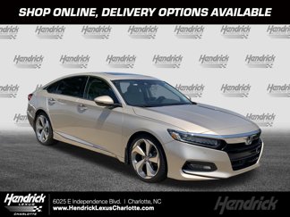 Used 2018 Honda Accord Touring image 1