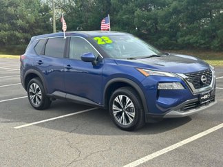 Used 2023 Nissan Rogue SV image 1