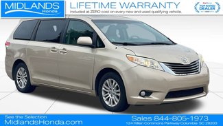 Used 2012 Toyota Sienna XLE image 1