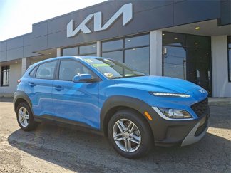 Used 2023 Hyundai Kona SE image 1
