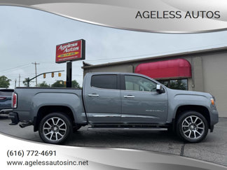 Used 2022 GMC Canyon Denali image 1