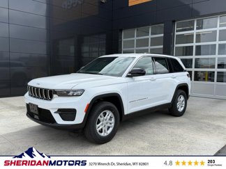 New 2025 Jeep Grand Cherokee Laredo image 1