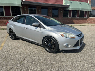 Used 2014 Ford Focus SE w/ Equipment Group 201A image 1