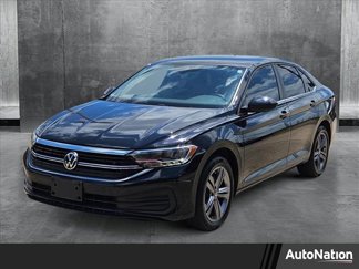 Used 2022 Volkswagen Jetta SE image 1