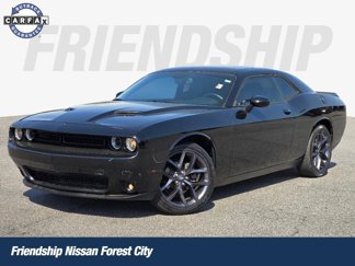 Used 2020 Dodge Challenger SXT w/ Blacktop Package image 1