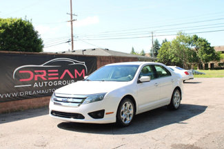 Used 2010 Ford Fusion SE image 1