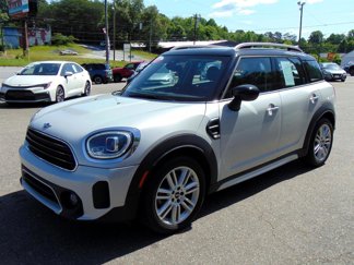 Used 2022 MINI Cooper Countryman image 1