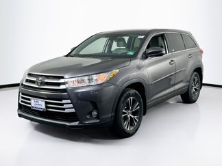 Used 2018 Toyota Highlander Plus image 1