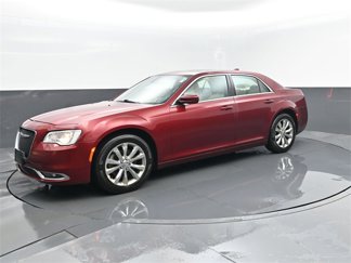 Used 2016 Chrysler 300 Limited image 1