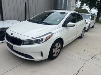 Used 2018 Kia Forte LX image 1