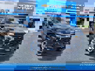 New 2025 Chevrolet Trax LS w/ LS Convenience Package image 1