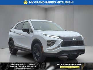 New 2025 Mitsubishi Eclipse Cross LE image 1