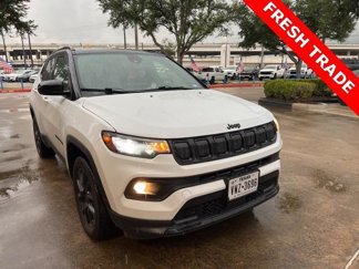 Used 2022 Jeep Compass Latitude image 1