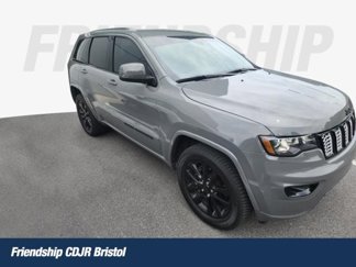 Used 2021 Jeep Grand Cherokee Laredo X image 1