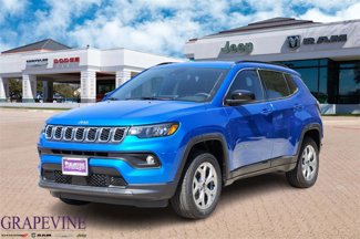 New 2025 Jeep Compass Latitude image 1
