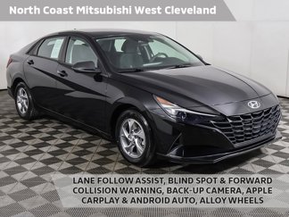 Used 2021 Hyundai Elantra SE image 1