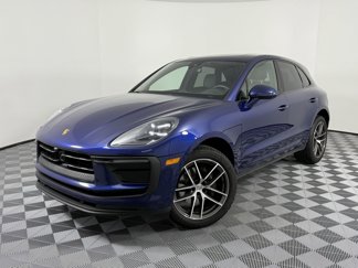 Used 2025 Porsche Macan image 1