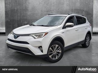 Used 2017 Toyota RAV4 XLE image 1