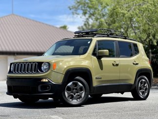 Used 2015 Jeep Renegade Latitude image 1