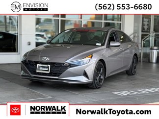 Used 2022 Hyundai Elantra SEL image 1
