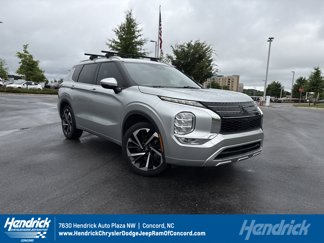 Used 2022 Mitsubishi Outlander SEL image 1