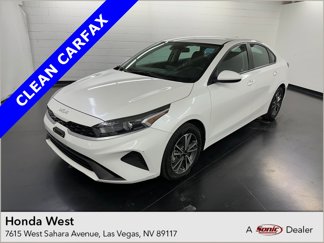 Used 2024 Kia Forte LXS image 1
